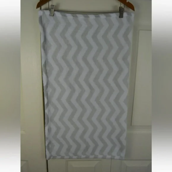 RN 119741 Chevron Baby Blanket Gray White Zig Zag Stripes Plush Lovey